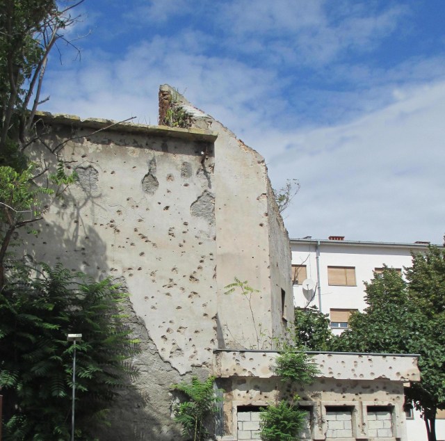 war damage still widespread in Mostar