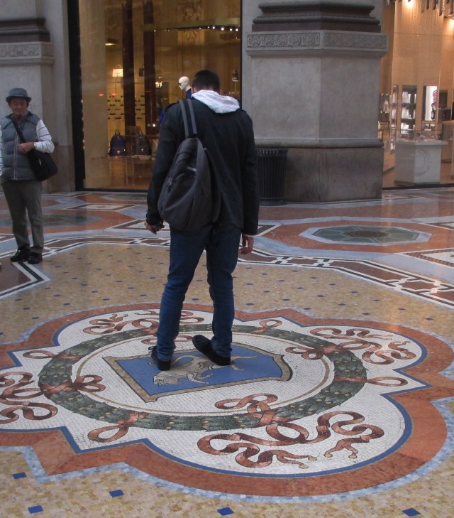 spinning on the bull in Milan